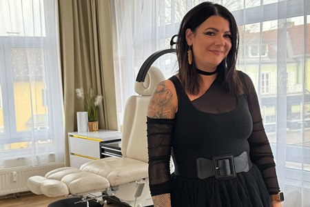 Nadine Colorline Tattoo