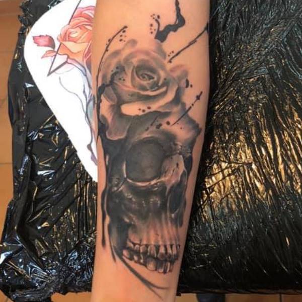 Skull mit gfärbtn Wossa