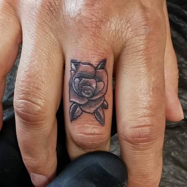 Rose