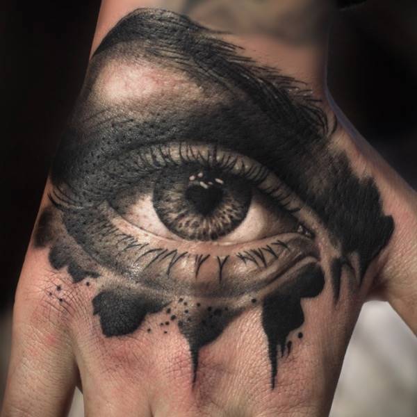 Eye of love