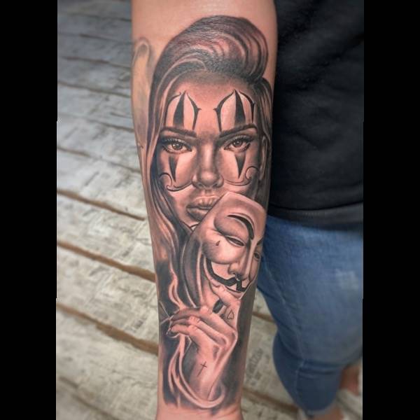 Chicano lady