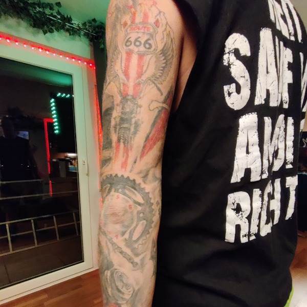 Arm Links Außen